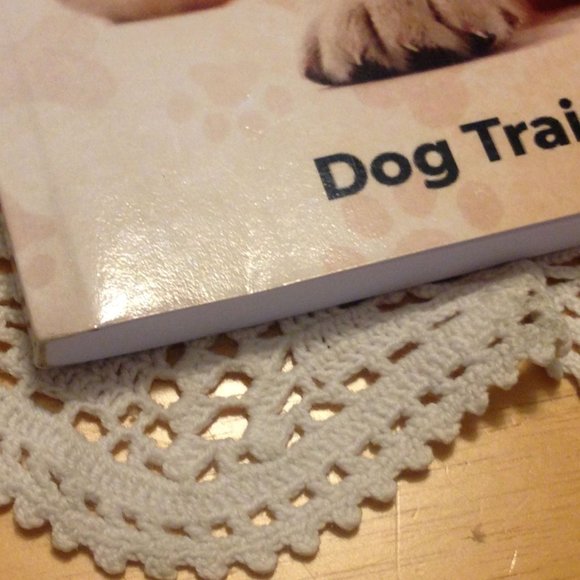 Puppy Training Guide - Housebreaking, Nutrition, Behavior Issues - Picture 5 of 6